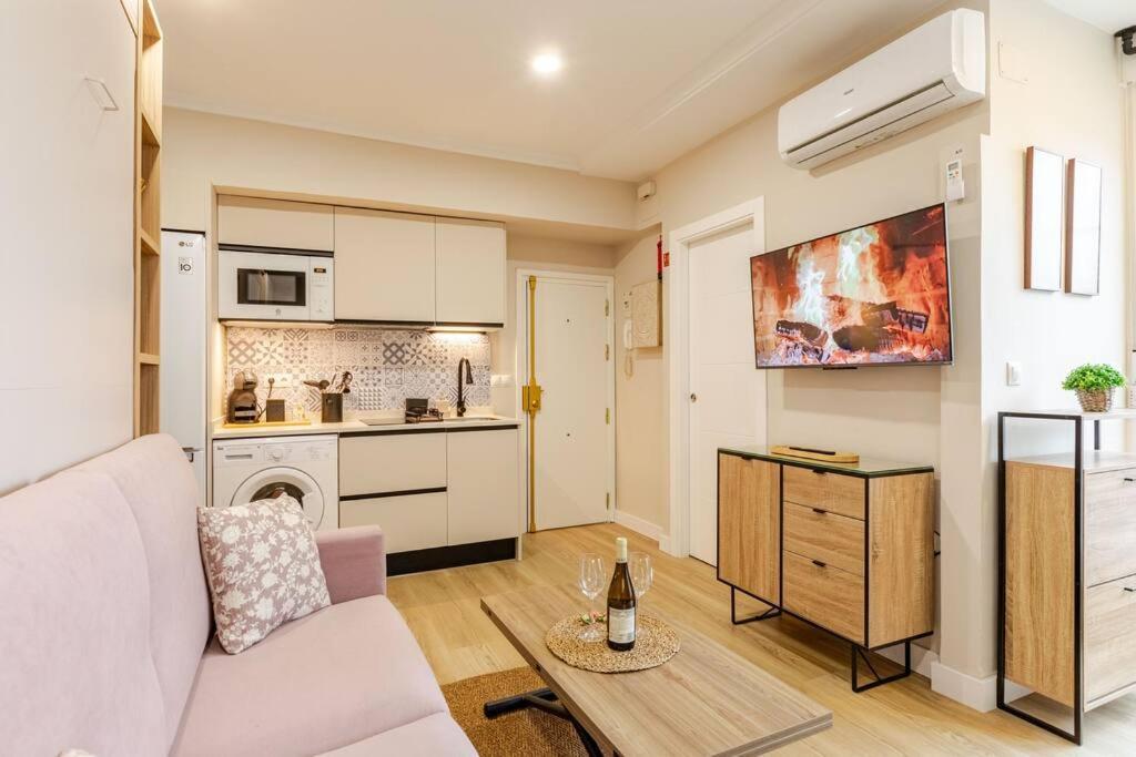 New! Cozy For Couples With Private Patio * Sevilha