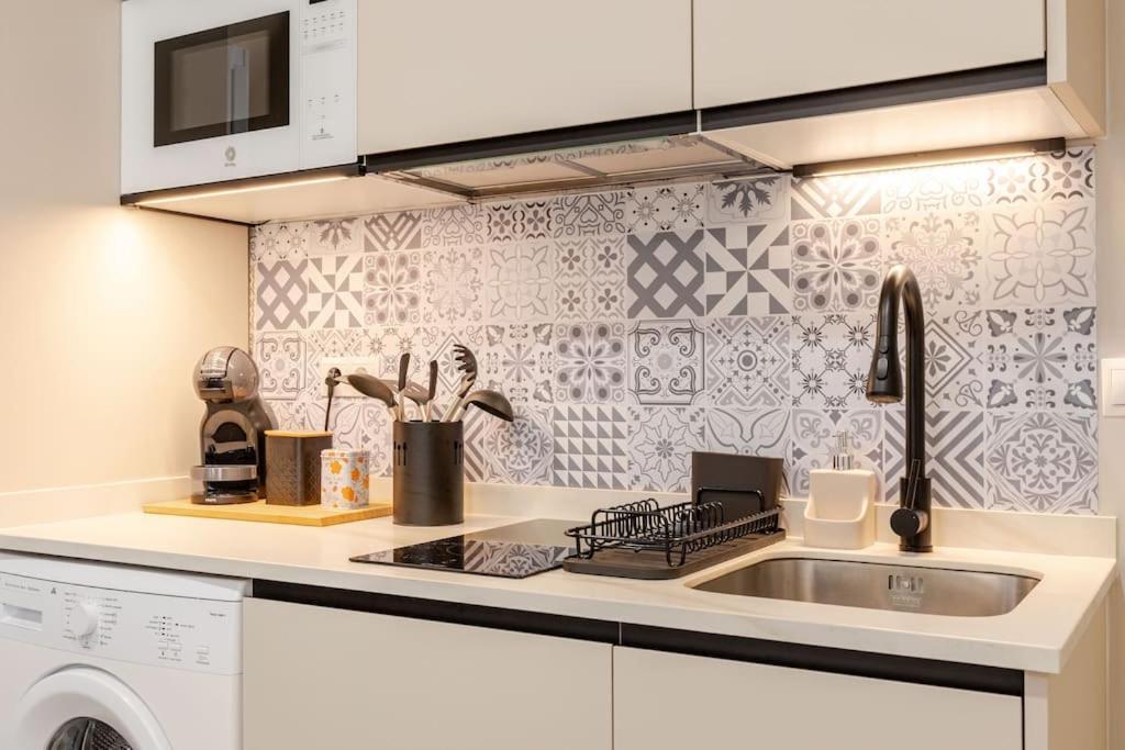 New! Cozy For Couples With Private Patio Sevilha