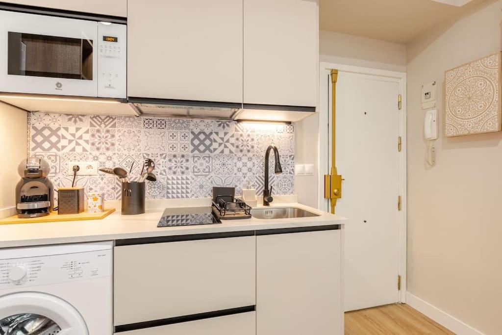 Apartamento New! Cozy For Couples With Private Patio Sevilha