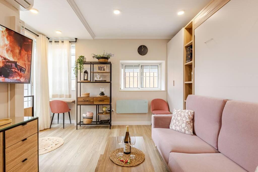 Apartamento New! Cozy For Couples With Private Patio Sevilha